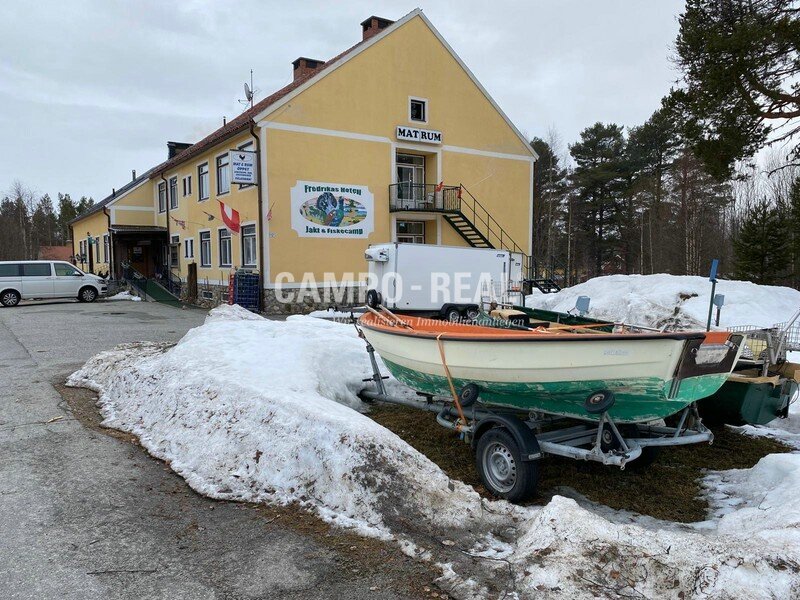 CAMPO-SCHWEDEN: Jagdstützpunkt im Lappland - 20 Zimmer und 2 Wohnhäuser - urige Natur und Jagdgebiete